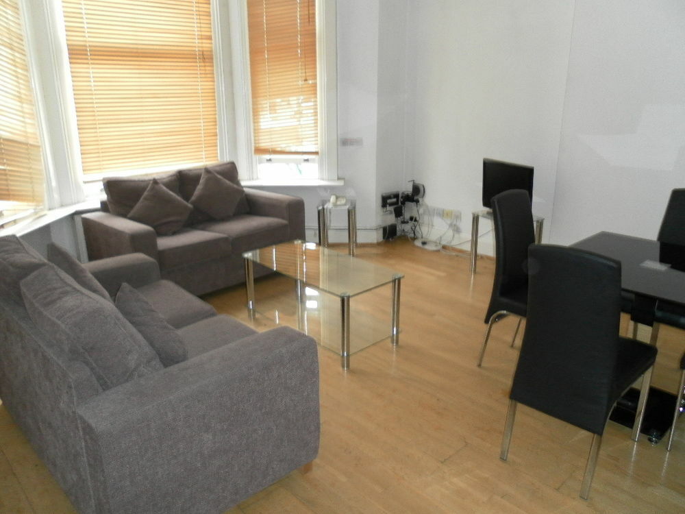 Access Earls Court Apartment London Exterior photo